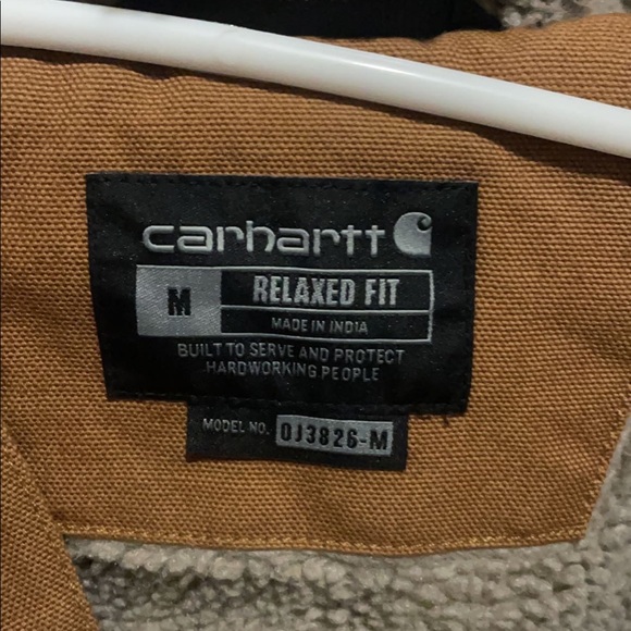 Carhartt work jacket - Picture 3 of 3